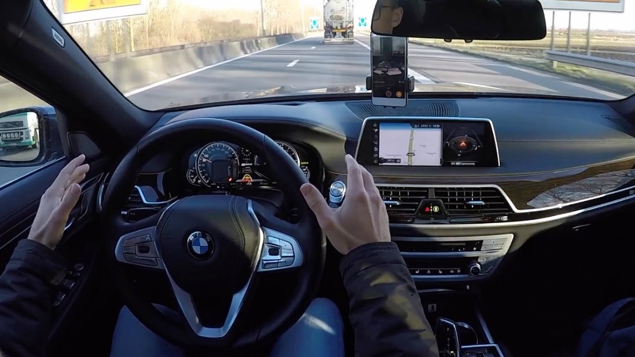 BMW 7 Series With Active Driving Assistance - self driving cars