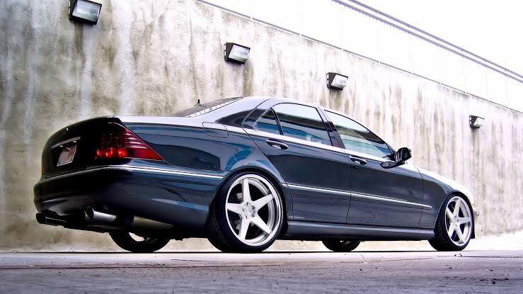 Mercedes-Benz S-Class W220 - African President Cars