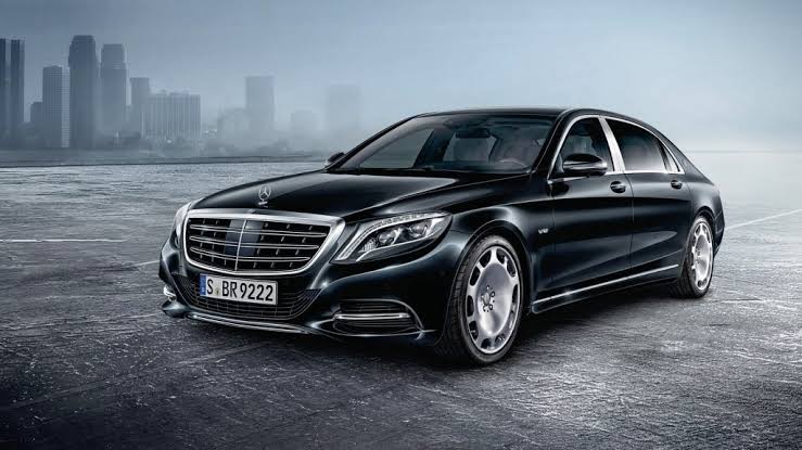 Mercedes-Benz S600 Pullman Maybach - Uhuru Kenyatta of Kenya