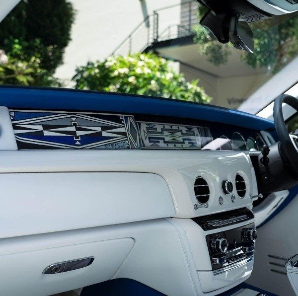 Rolls Royce Phantom Esther Mahlangu - Cheki Nigeria 3