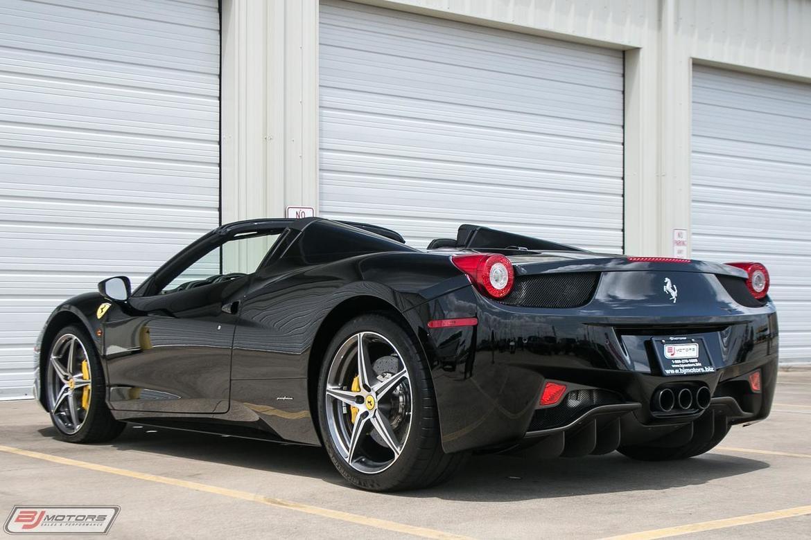 Ferrari 458 Italia - Cars Nigerian billionaires drive - Cheki Nigeria