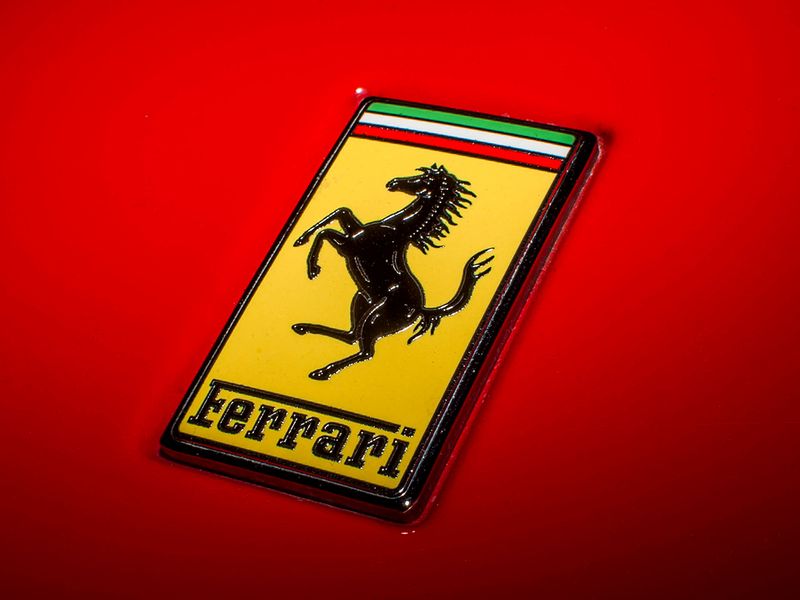 Ferrari - Covid19 carmakers shut down