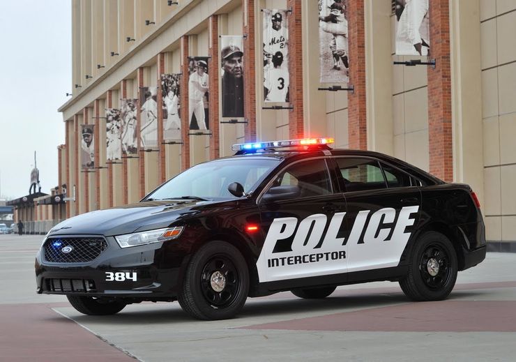 Fastest police cars in the world - Ford Taurus Police Interceptor - The United States