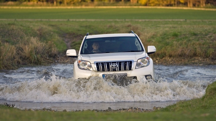Toyota Land Cruiser - Cars For Flooded Roads