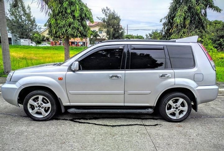 Nissan X-Trail 2004 - SUV two million naira Nigeria